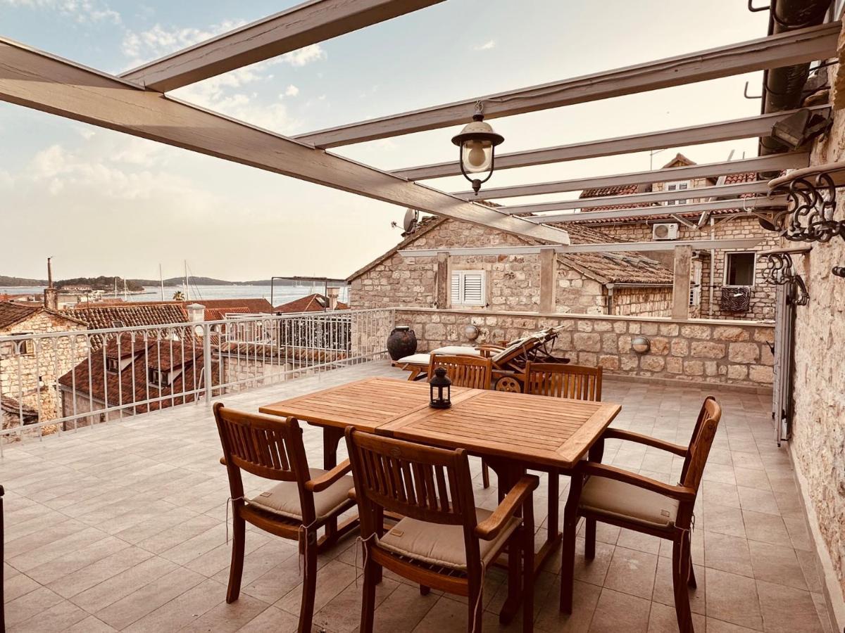 Fortezza - Hvar Old Town Apartment Hvar Town Esterno foto